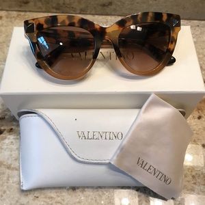 Valentino Rockstud-Temple Cat-Eye Sunglasses